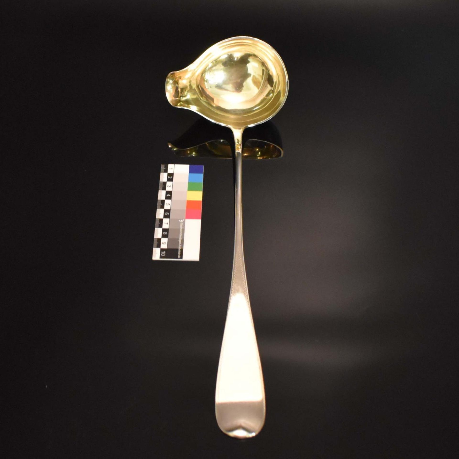 Schöpfkelle. Halle, 20. Jh., Hermann Walter | Silber, innen vergoldet. - Bild 2 aus 3