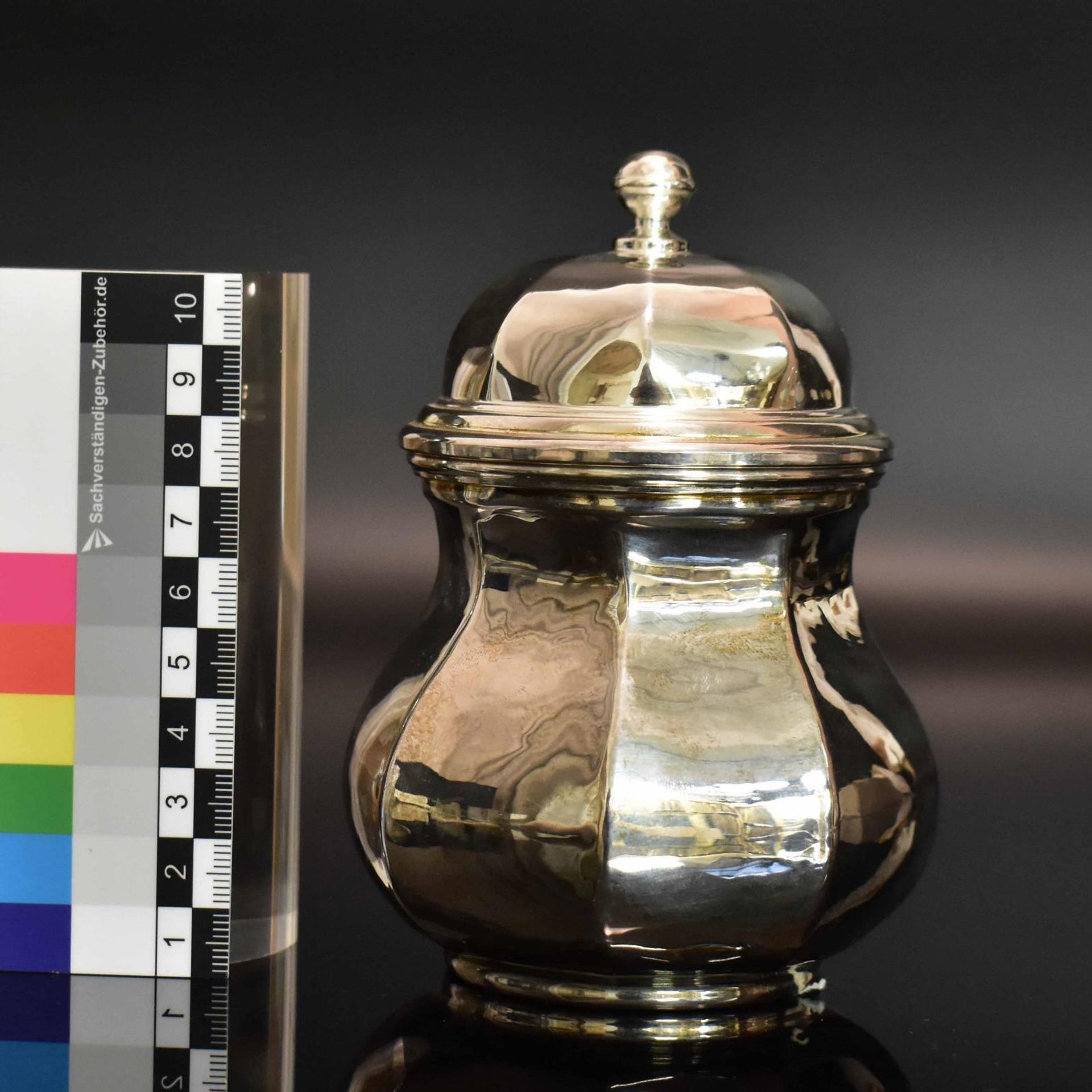 Zuckerdose. Italien, Padua, 20. Jh. | Silber. - Bild 2 aus 3