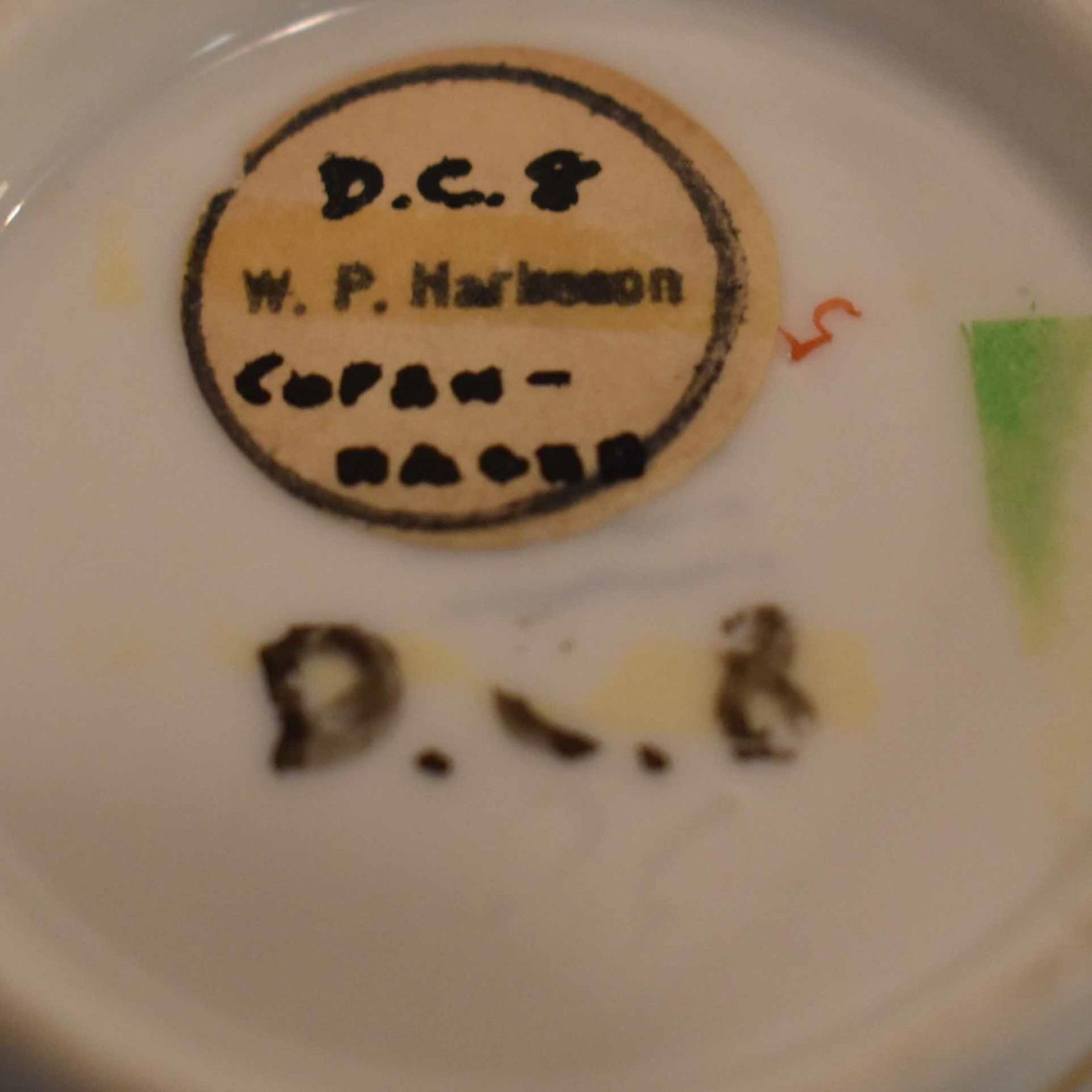 Teekännchen. Royal Copenhagen | Porzellan, Farb- und Goldstaffage. - Bild 2 aus 2