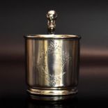 Tasse. Moskau, 1891 - 1896, Meister Owtschinnikow, Pawel Akimow | Silber.