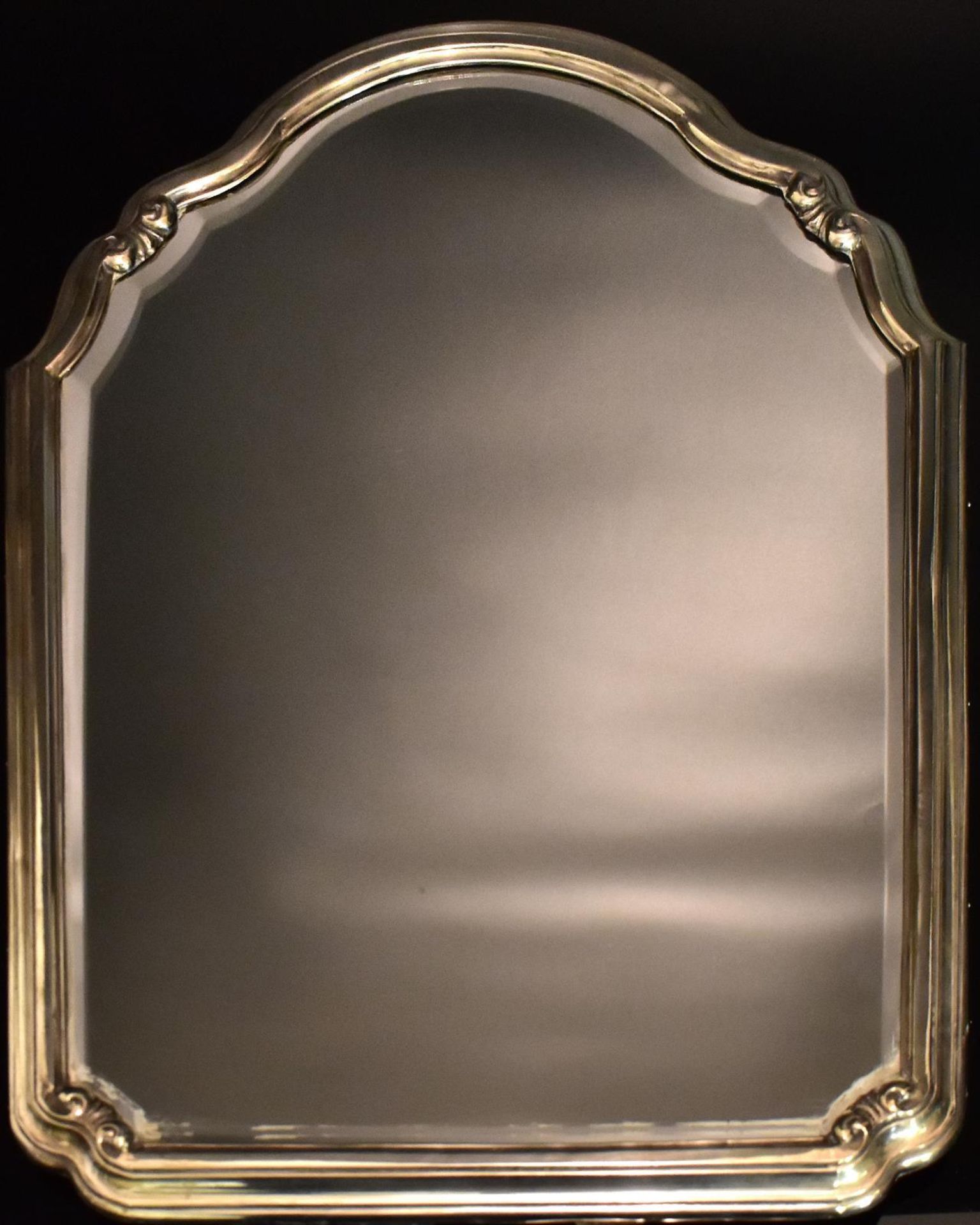 Tischspiegel. 20. Jh. | Silber, auf Holz montiert, Spiegelglas.