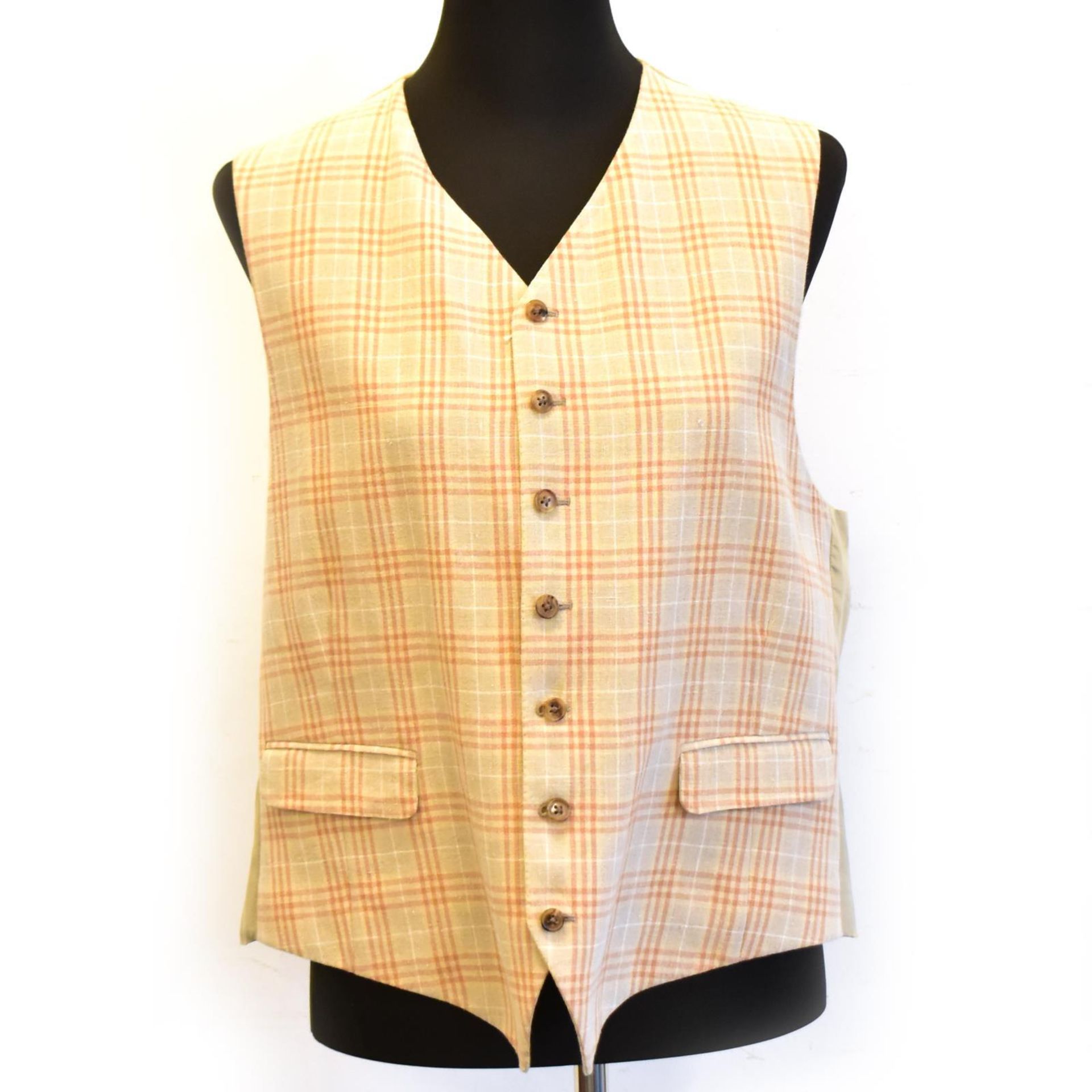 Drei Vintage-Westen. Hermès | 100% Seide, Leder u.a.