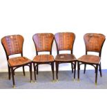 Vier Stühle. J & J Kohn, Österreich, 1890 und später | Bugholz. Leder. Messing.