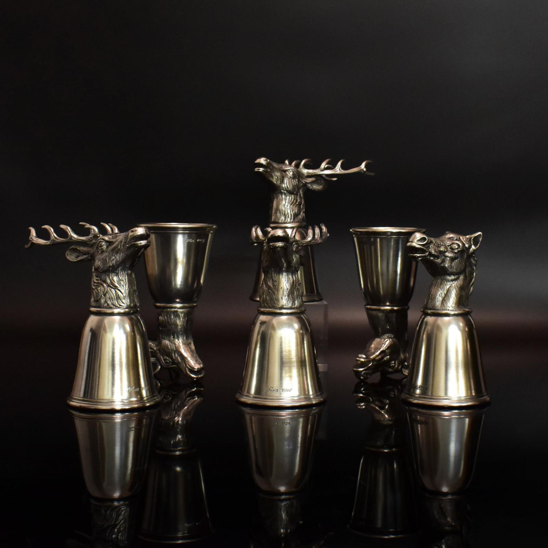 Sechs Sturzbecher. 21. Jh. | Zinn.