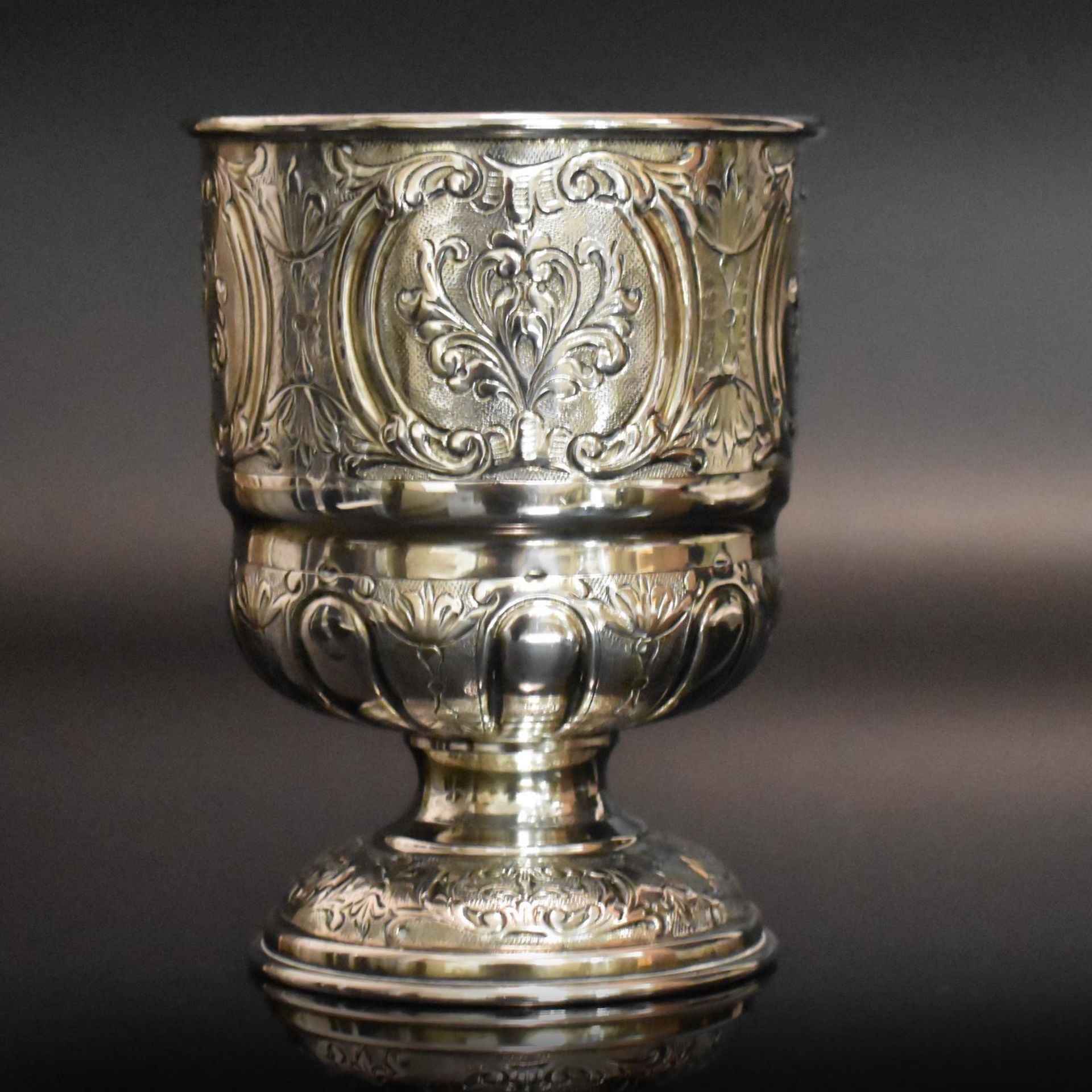Pokalbecher. Italien, 20. Jh. | Silber
