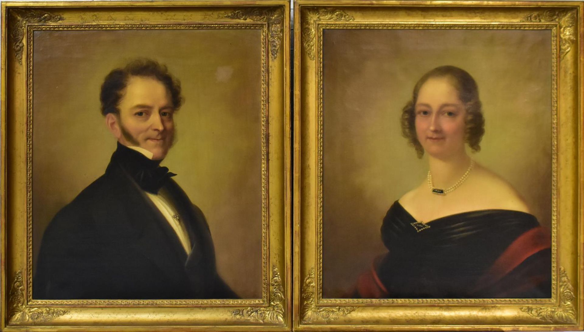 GRÜNLER, EHREGOTT. Herren- und Damenporträt. Ein Paar Gemälde: Öl/Leinwand.