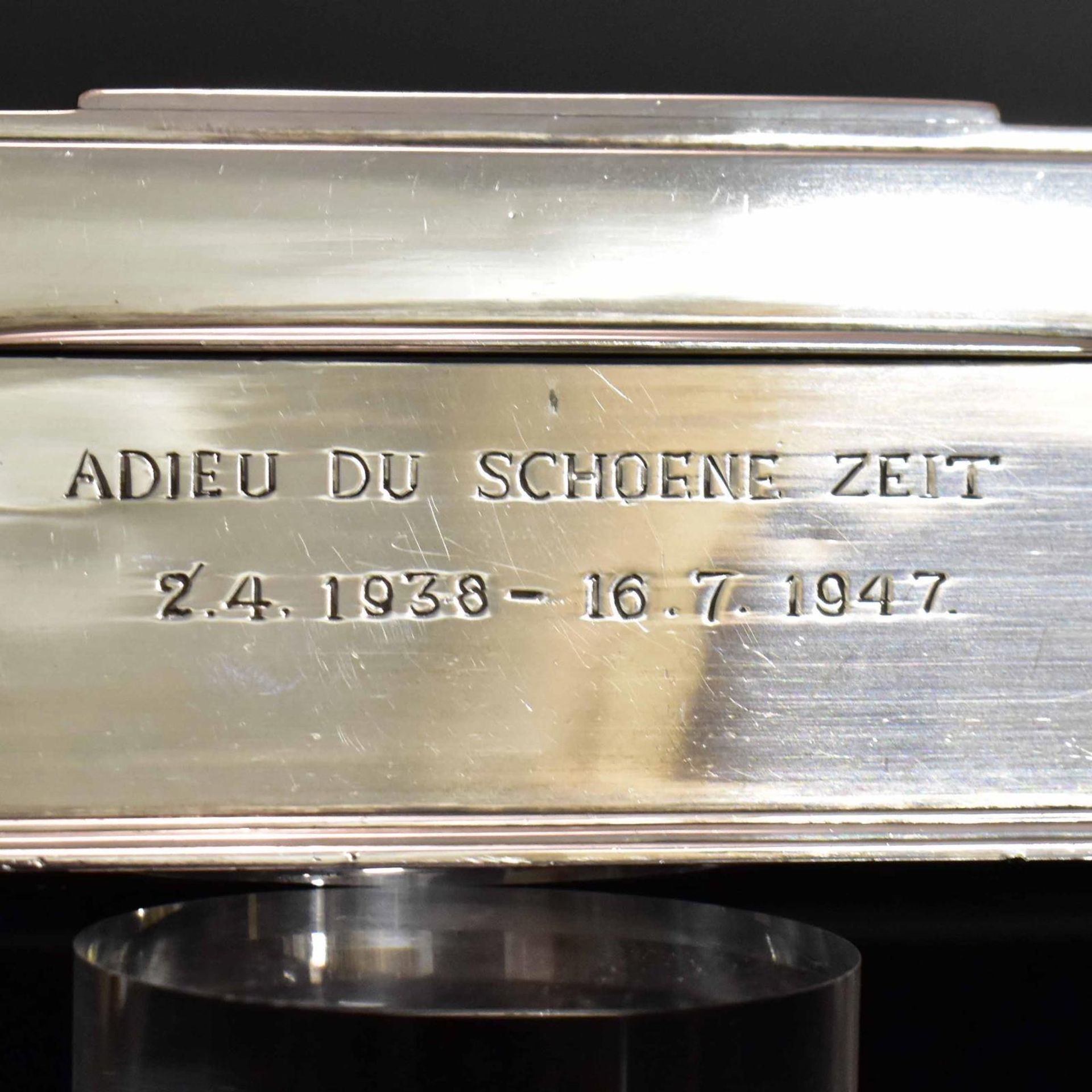 Dose. Siam, 1. Hälfte 20. Jh. | Silber, Holzkern. - Bild 2 aus 5