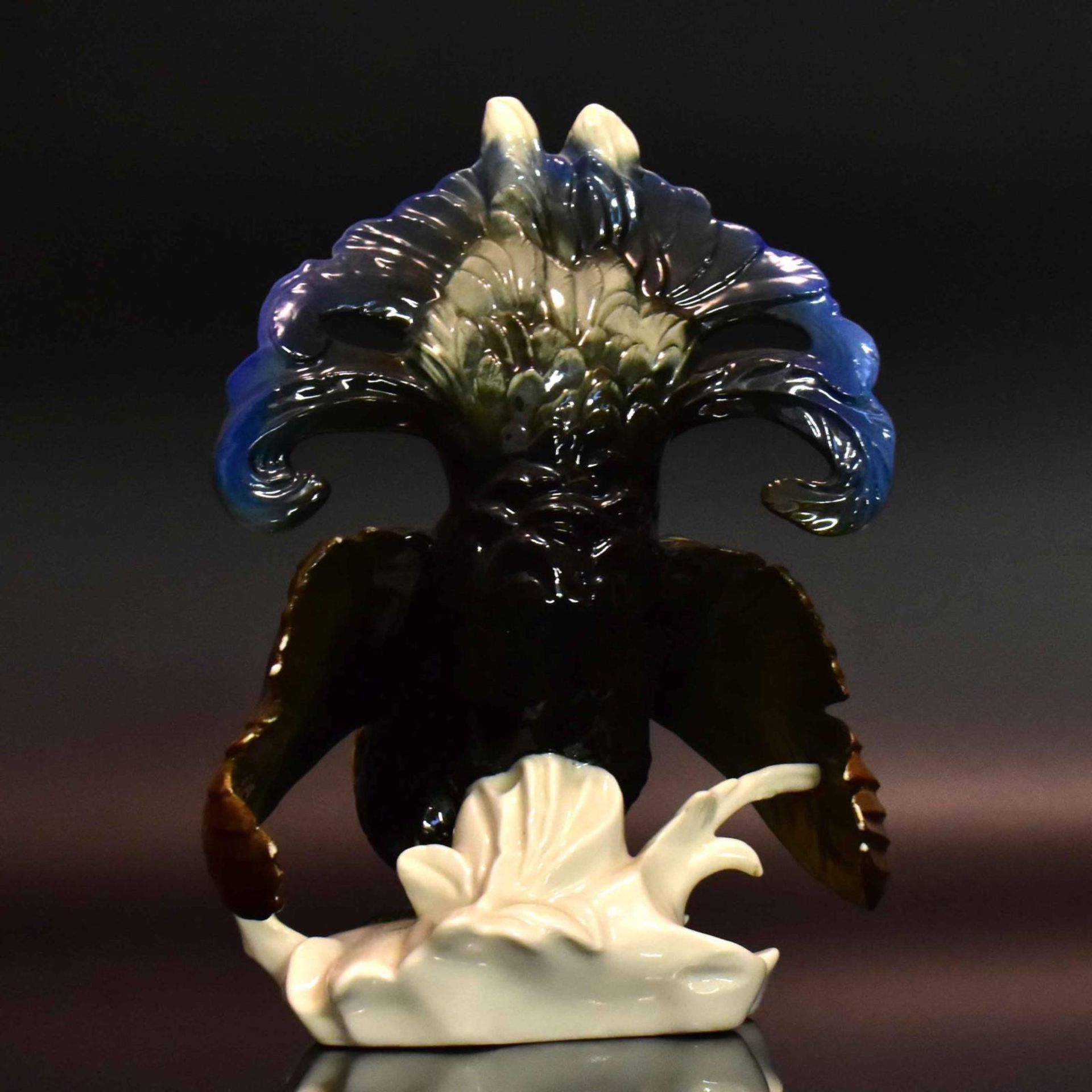 Balzender Birkhahn. Karl Ens, 20. Jh. | Porzellan, Unterglasurstaffage. - Bild 3 aus 4