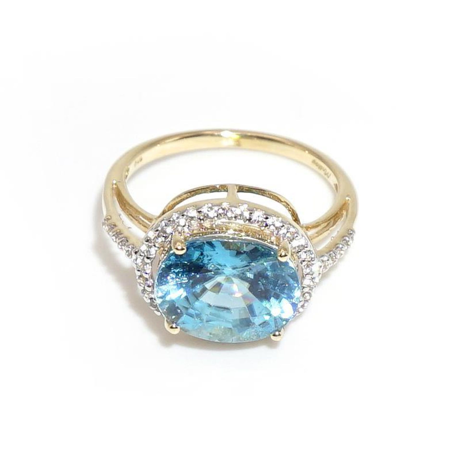 Ring. 10 K GG und WG.