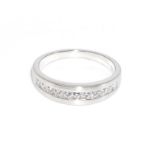 Ring. Platin, satiniert.