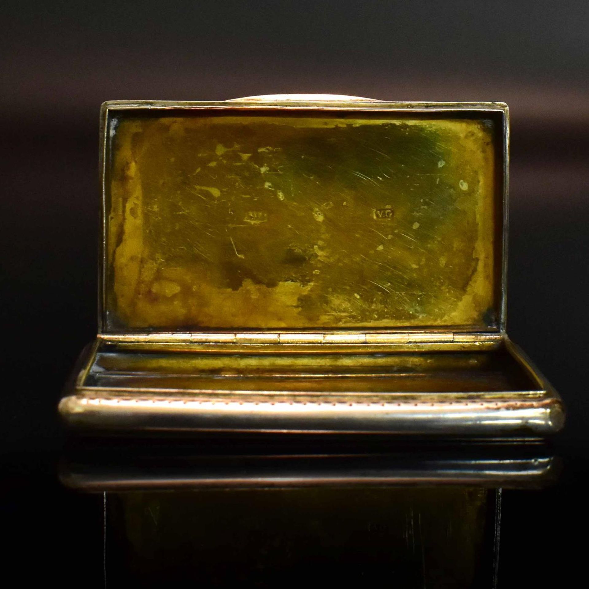 Tabatiere. Österreich-Ungarn, wohl Linz, 19. Jh. | Silber, innen vergoldet. - Bild 2 aus 3