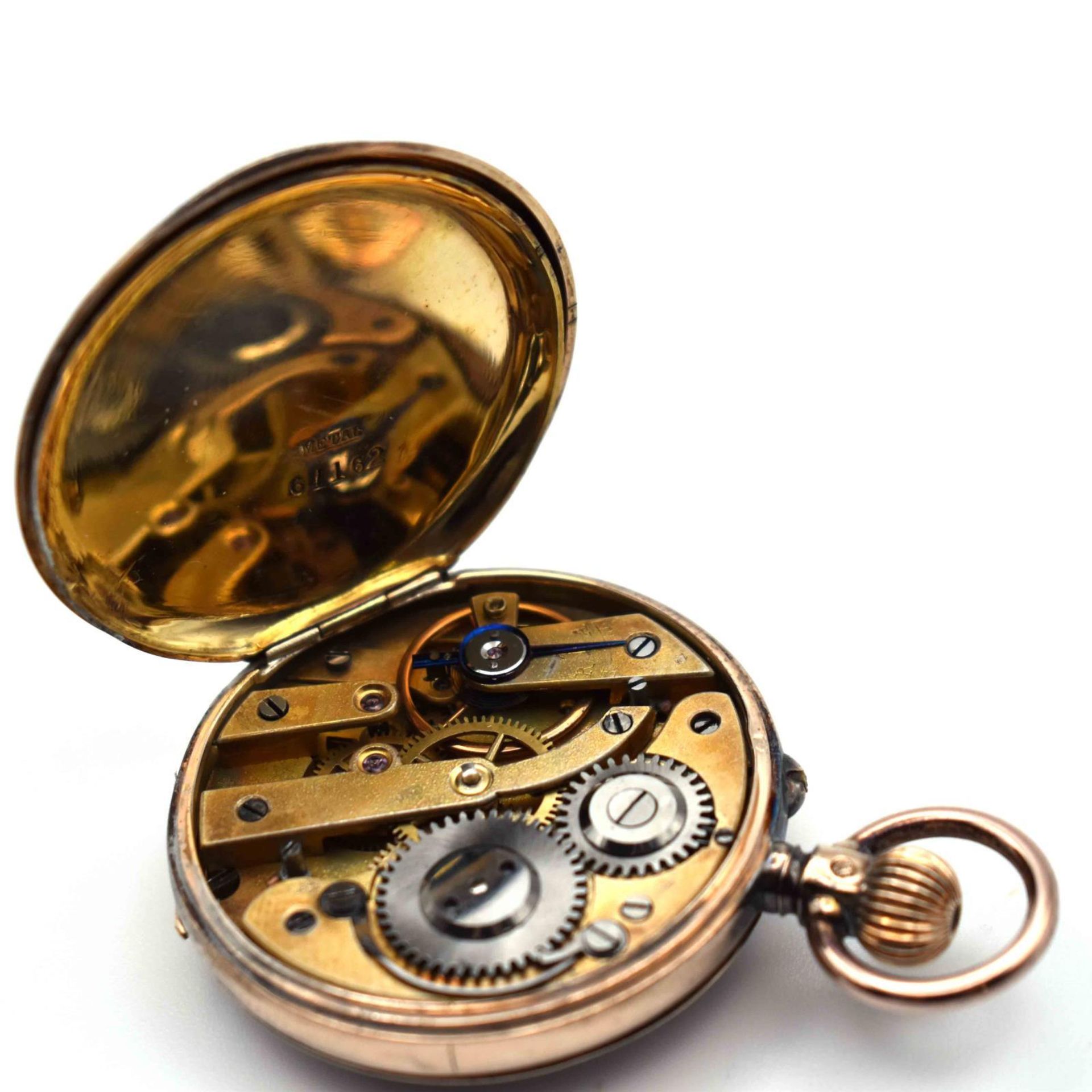 Kleine Damentaschenuhr. Schweiz | Gehäuse 14 K GG, Zwischendeckel Metall, vergoldet. - Bild 3 aus 3