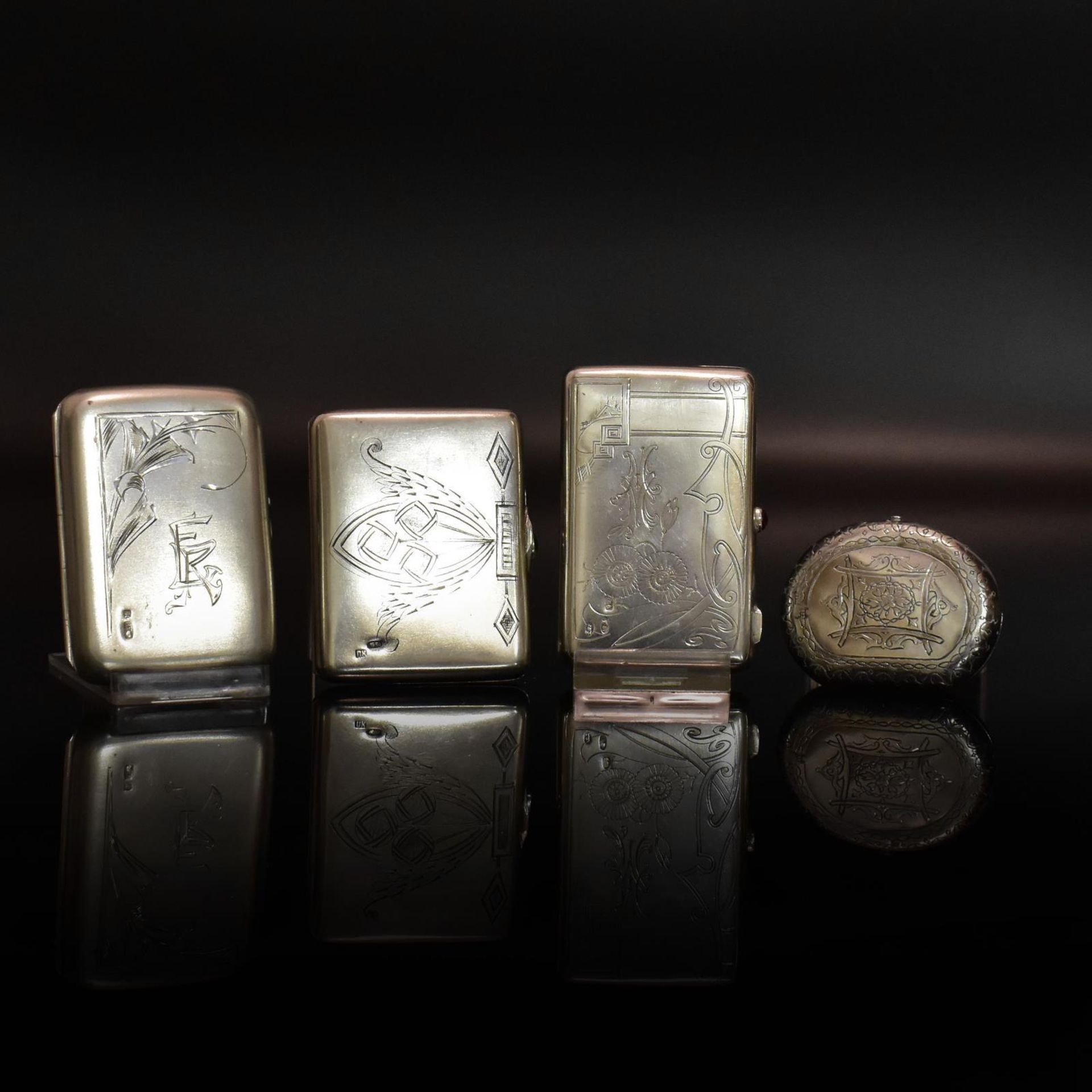 Vier kleine Geldbörsen. Russland, 20. Jh. | Silber.