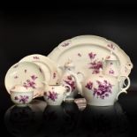 Service, ca. 110tlg. Nymphenburg | Porzellan, farbig staffiert.