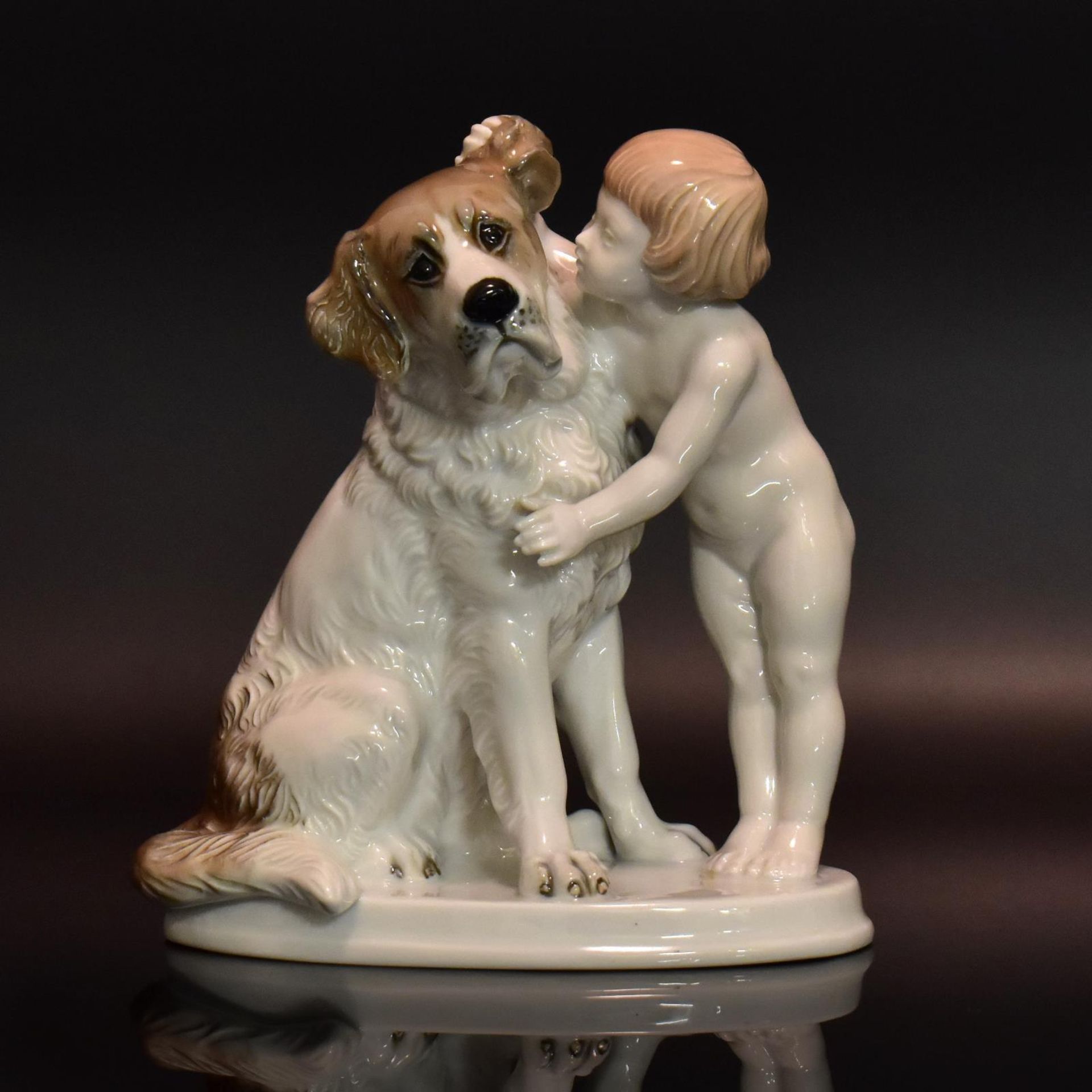 "Das Geheimnis". Rosenthal, nach Entwurf von M. H. Fritz, um 1944 | Porzellan, Unterglasurstaffage.