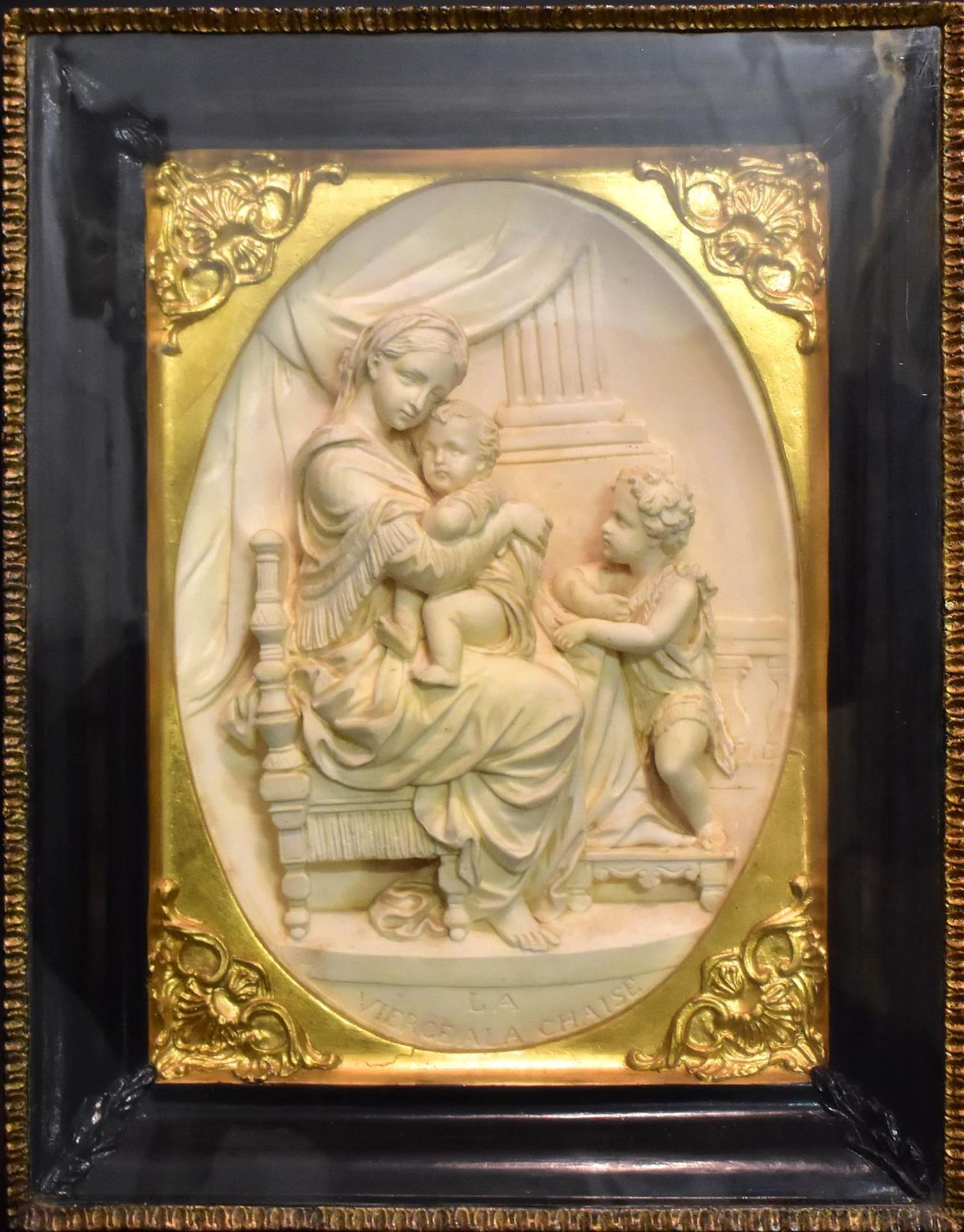 "La Vierge a la chaise". 19./20. Jh. | Gussmasse.