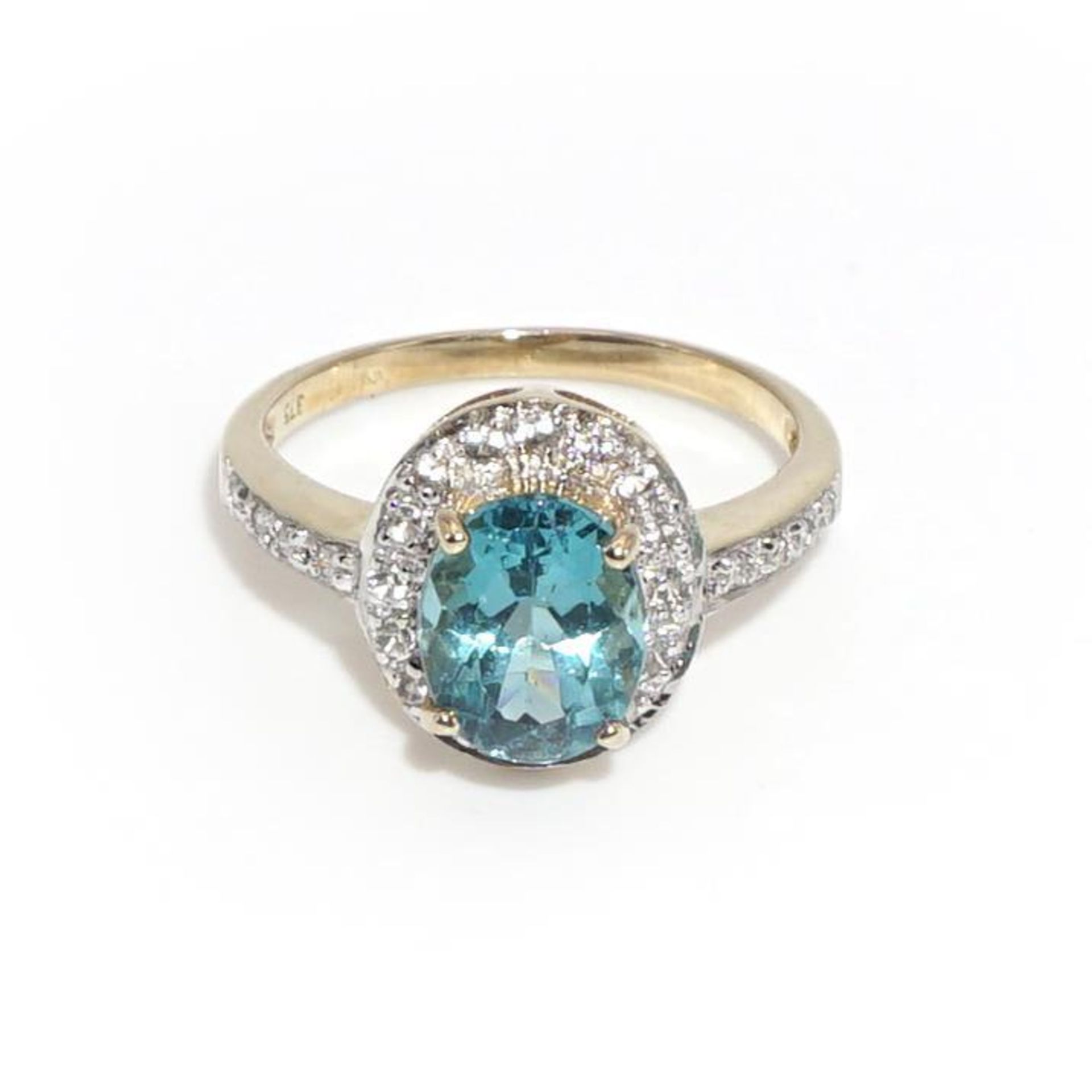 Ring. 10 K GG und WG.