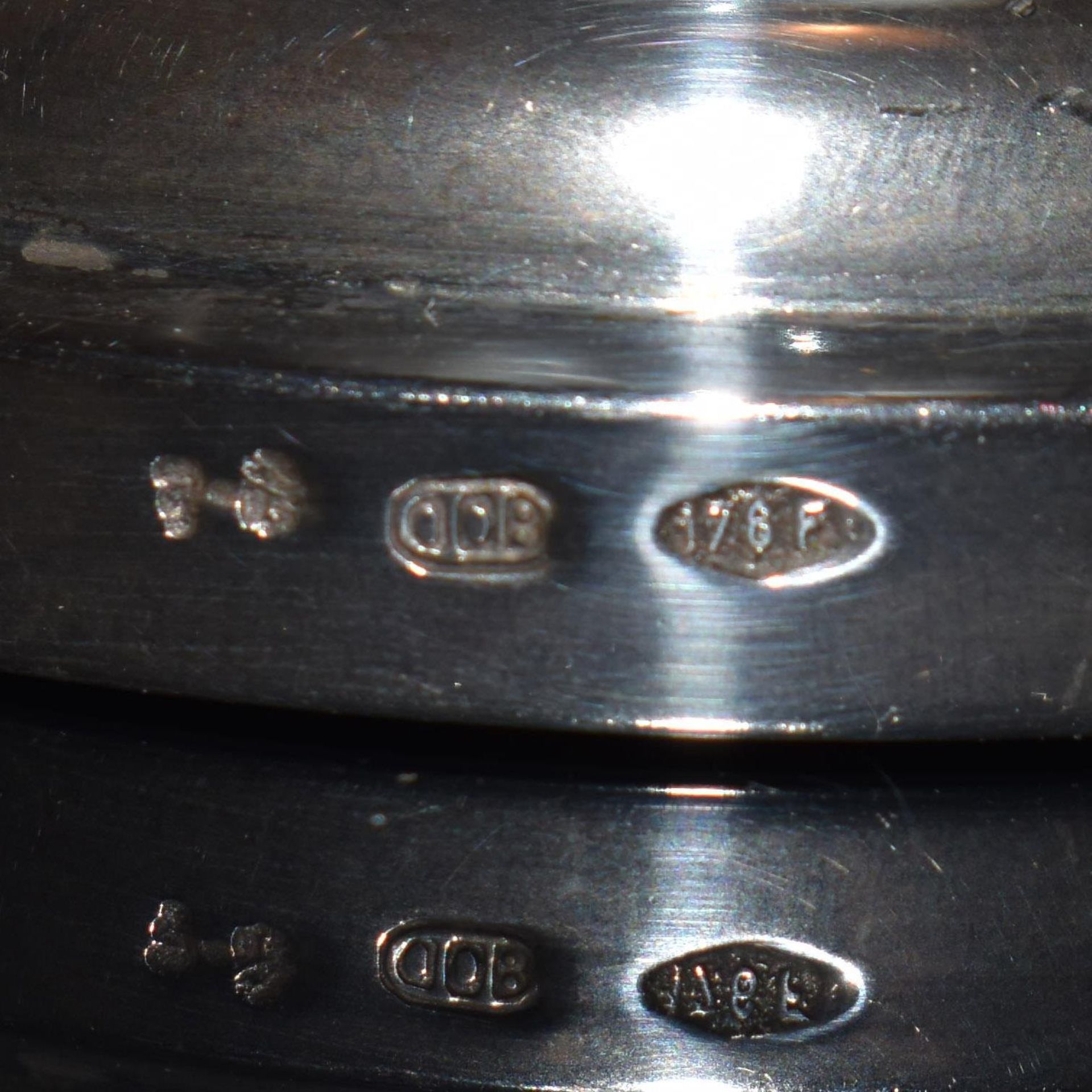 Zuckerstreuer. Italien, Florenz, 20. Jh. | Silber. - Bild 2 aus 3