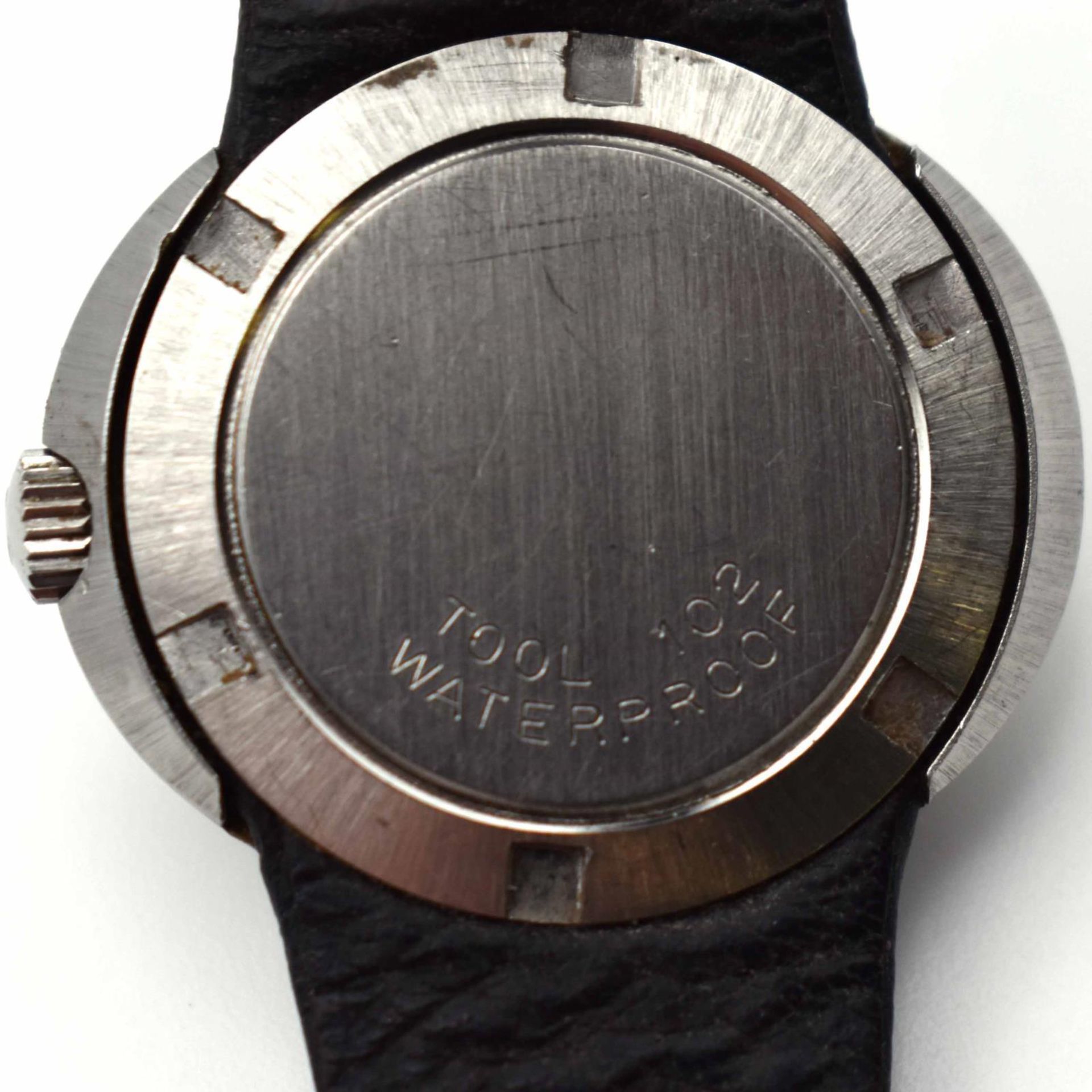 Vintage-Armbanduhr. Omega dynamic, Genf | Gehäuse Stahl, schwarzes Lederarmband. - Bild 3 aus 3