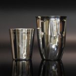 Zwei Becher.  U.a. Bremen-Hemelingen, Wilkens & Söhne | Silber.