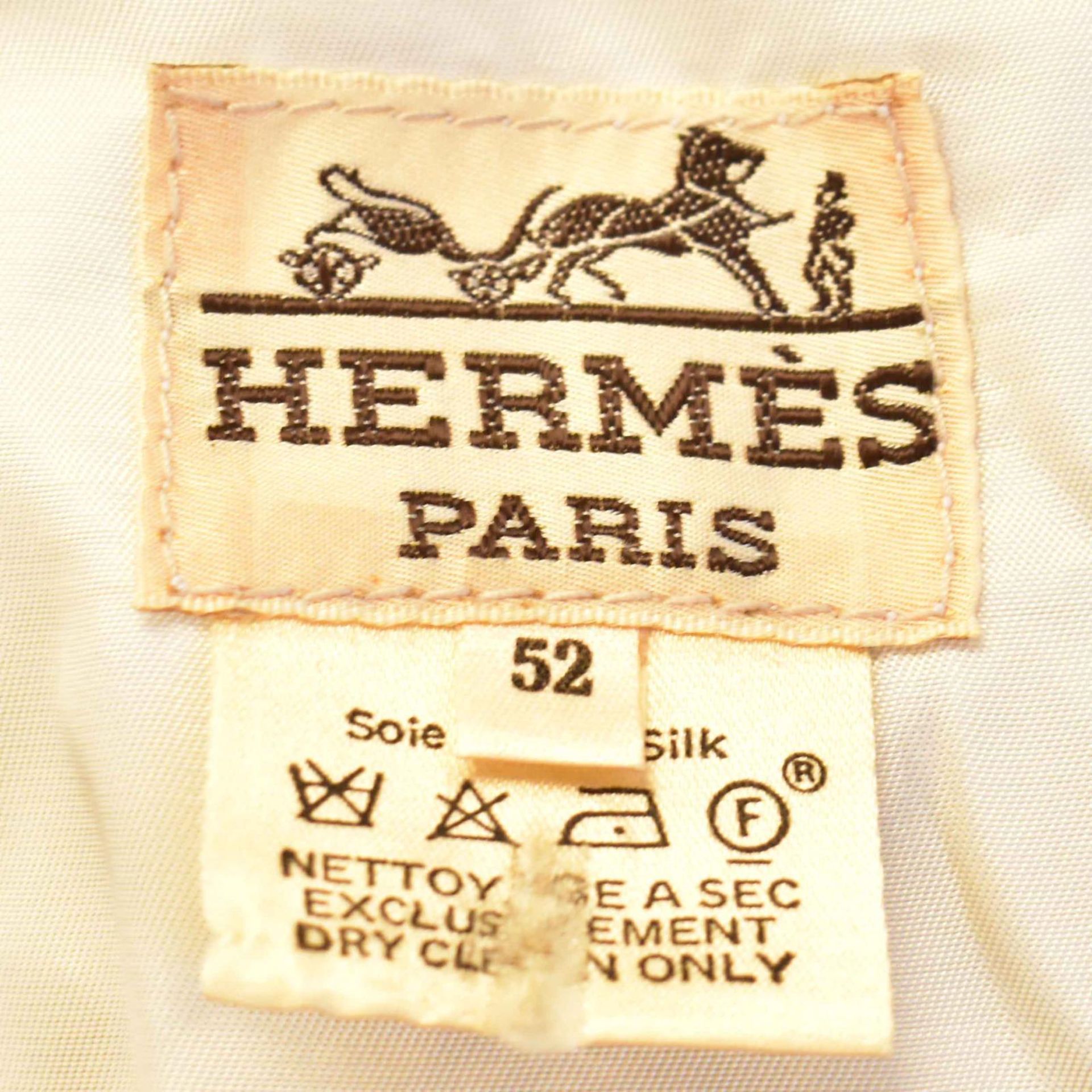 Drei Vintage-Westen. Hermès | 100% Seide, Leder u.a. - Bild 3 aus 4