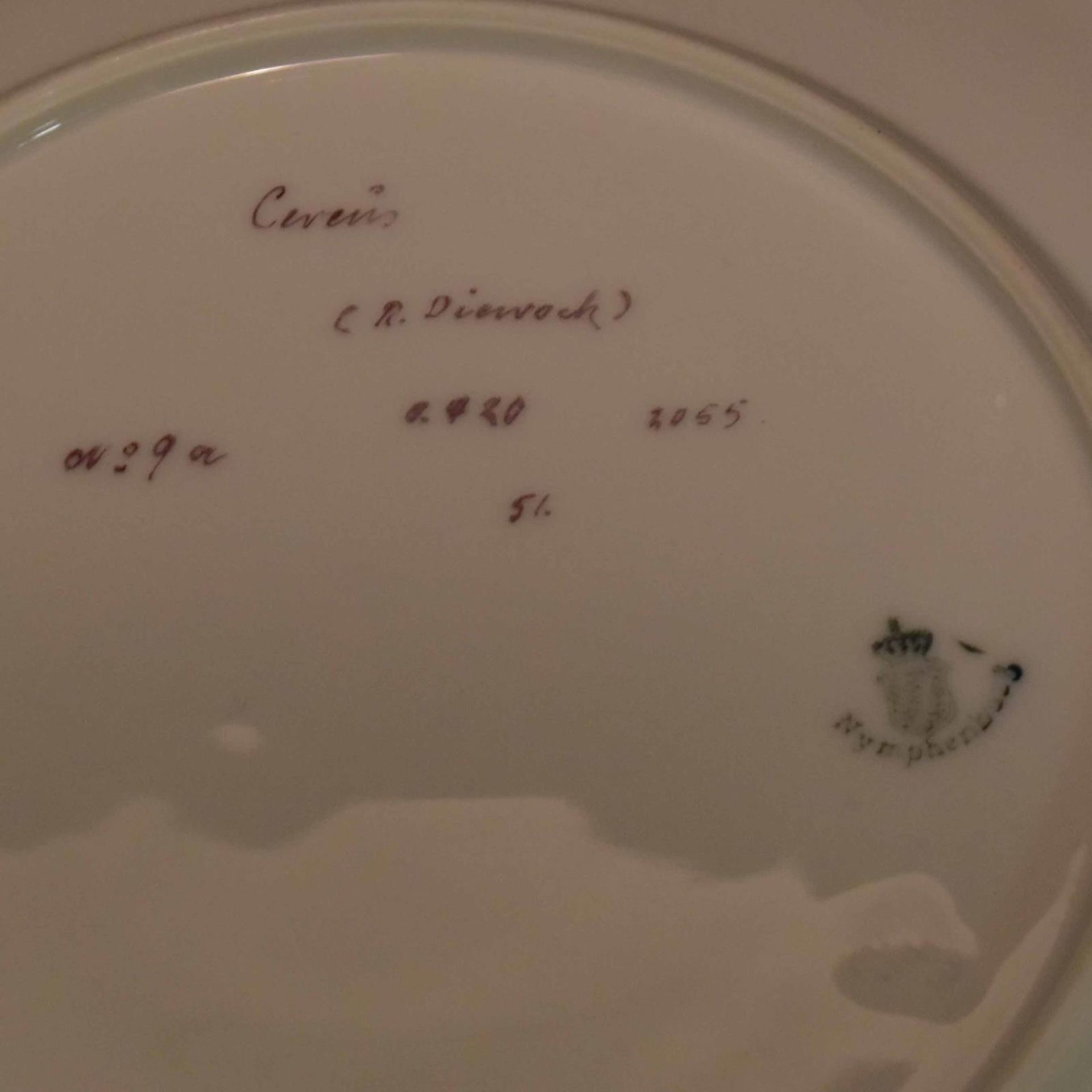 Zwei Zierteller. Nymphenburg, nach Entwürfen von R. Sieck und R. Diewock | Porzellan, Farb- und G... - Bild 4 aus 4