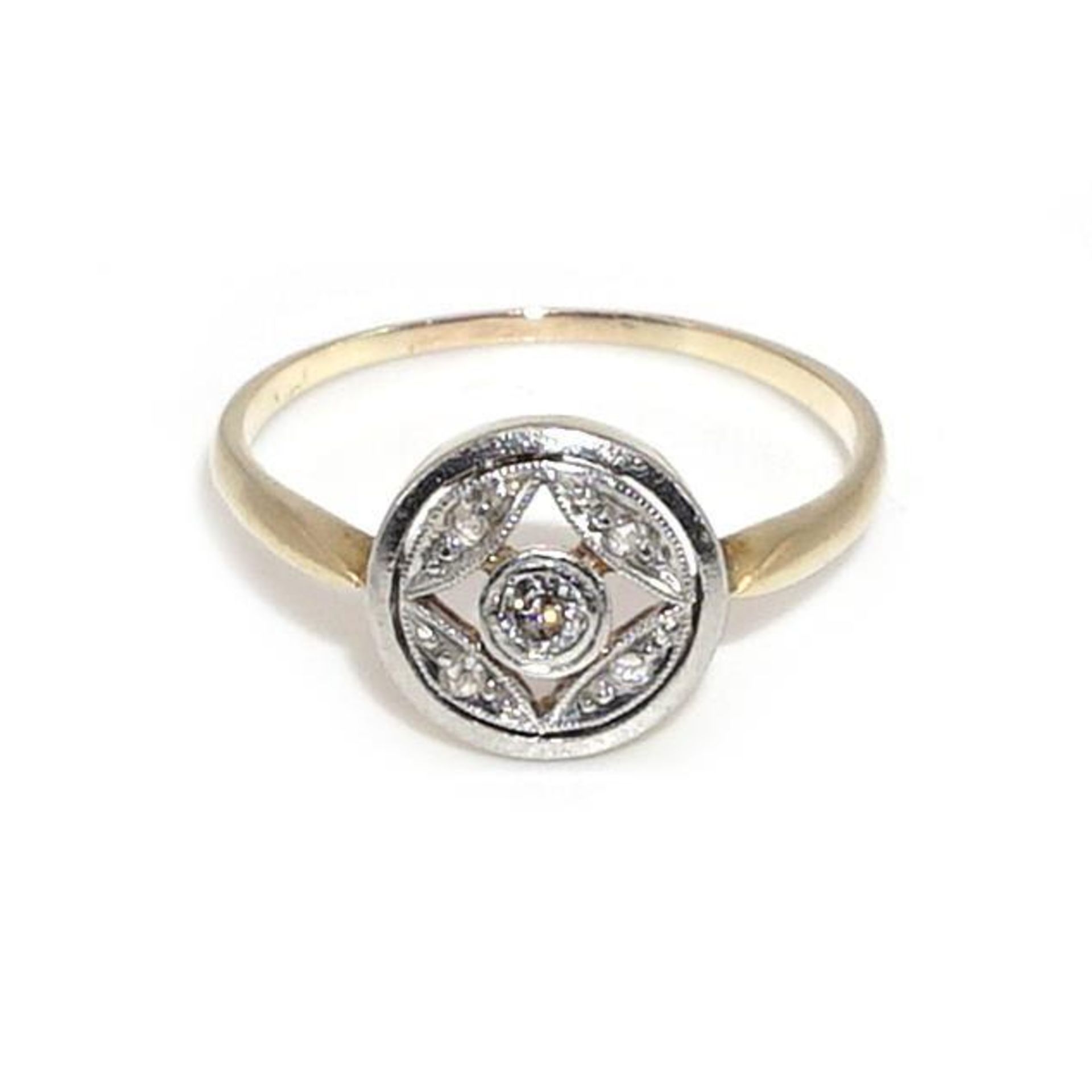 Art-déco-Ring. Um 1930 | 14 K GG, platiniert.