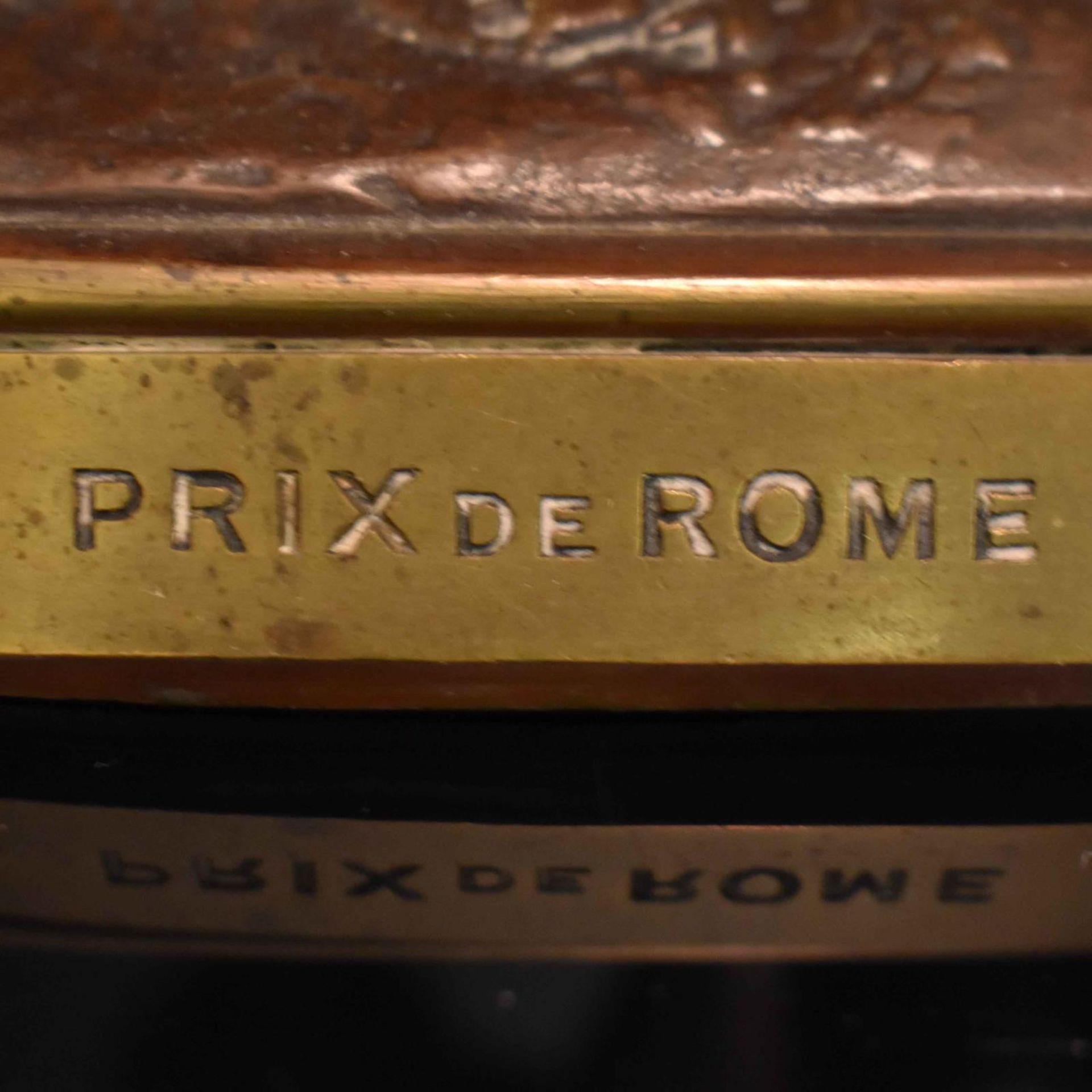 DÉBUT, JEAN DIDIER. Der tunesische Wasserträger. Bronze, rotbraun und dunkel patiniert. - Bild 2 aus 4