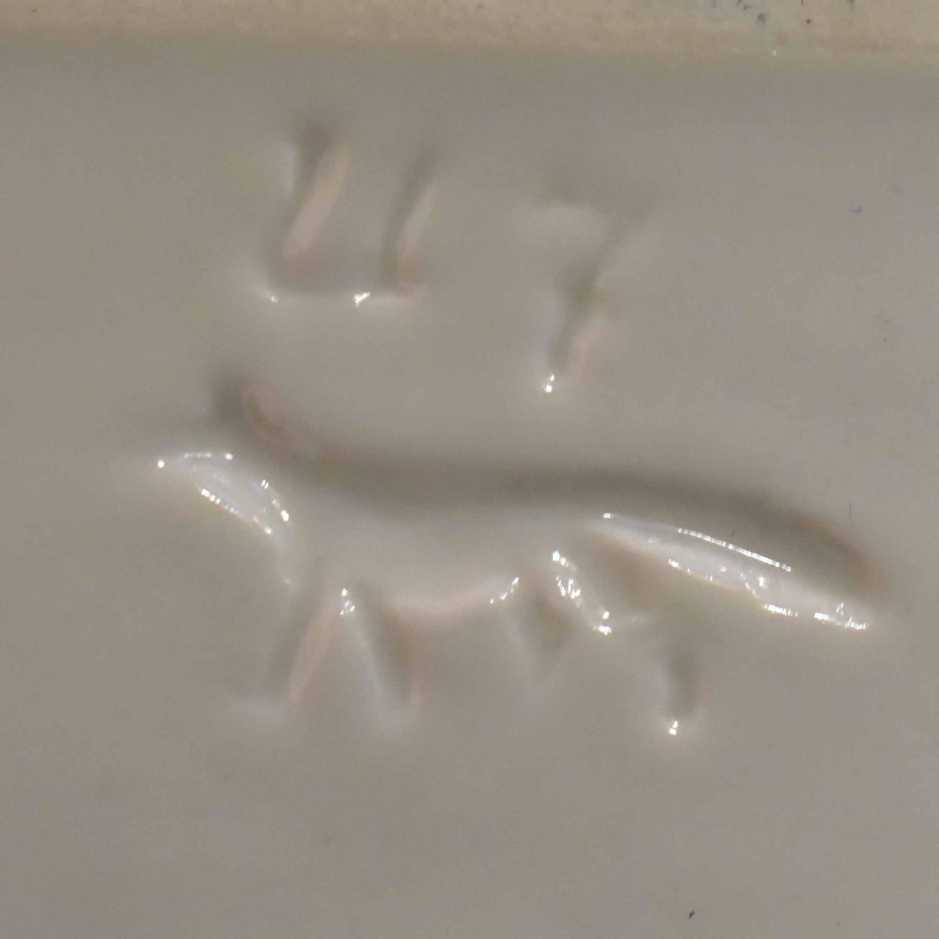 "Burgunderin". Aelteste Volkstedter, nach einem Modell der Schwarzburger Werkstätten, Entwurf E.... - Bild 3 aus 4