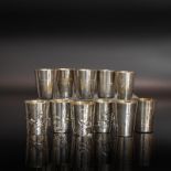 Elf Schnapsbecher. Deutschland, 20. Jh., u.a. Bremen, Koch & Bergfeld bzw. Wilkens & Söhne | Silb...