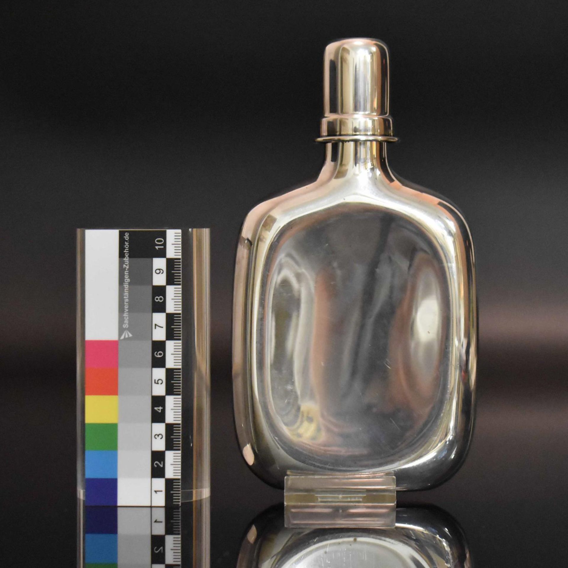 Flachmann. Schwäbisch Gmünd, 20. Jh., Arthur Möhrle | Silber. - Bild 2 aus 3