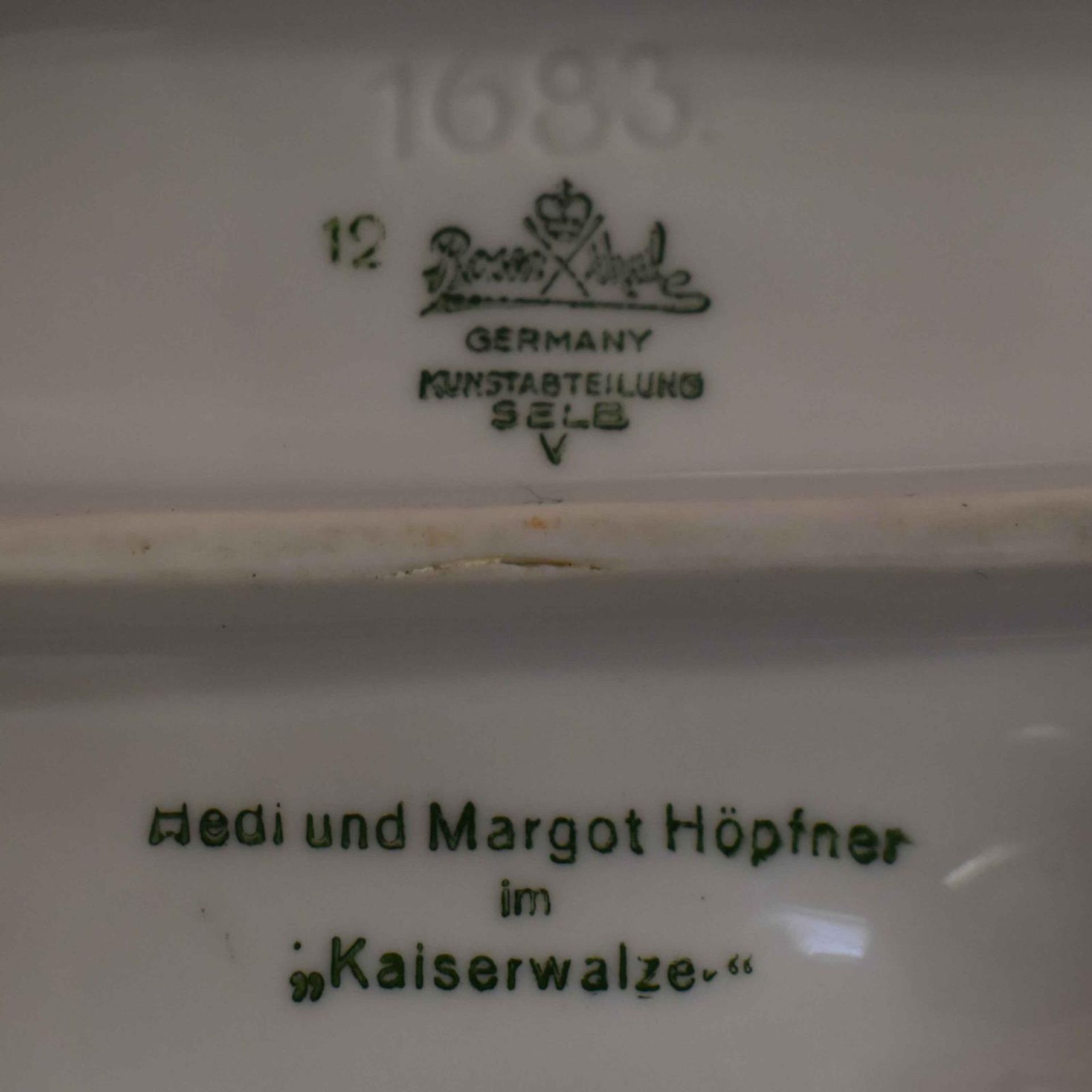 "Kaiserwalzer". Rosenthal, nach Entwurf von L. Friedrich-Gronau | Porzellan, weiß. - Bild 4 aus 4