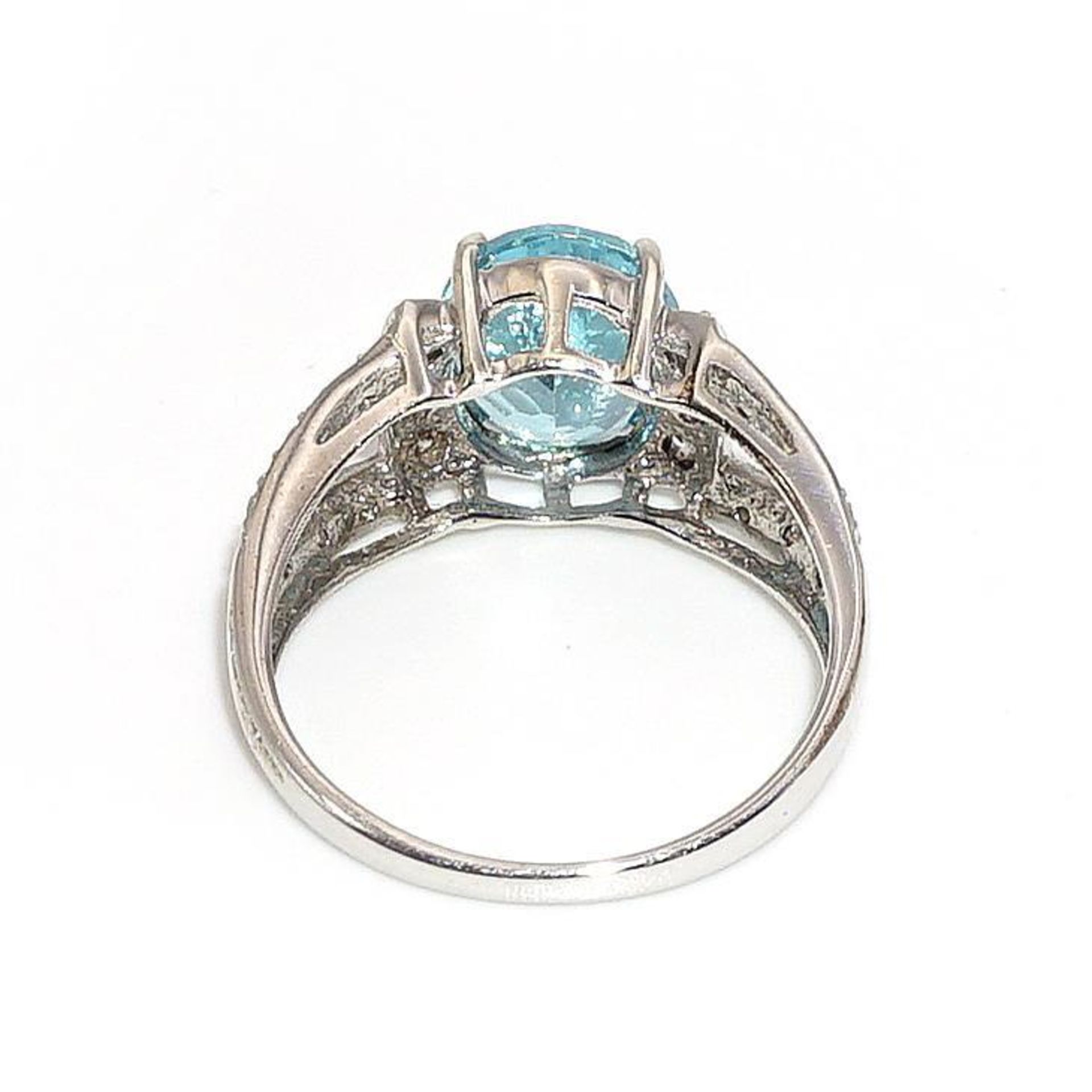 Ring. 9 K GG und WG. - Bild 2 aus 2