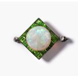 Antike Opal-Granat-Brosche