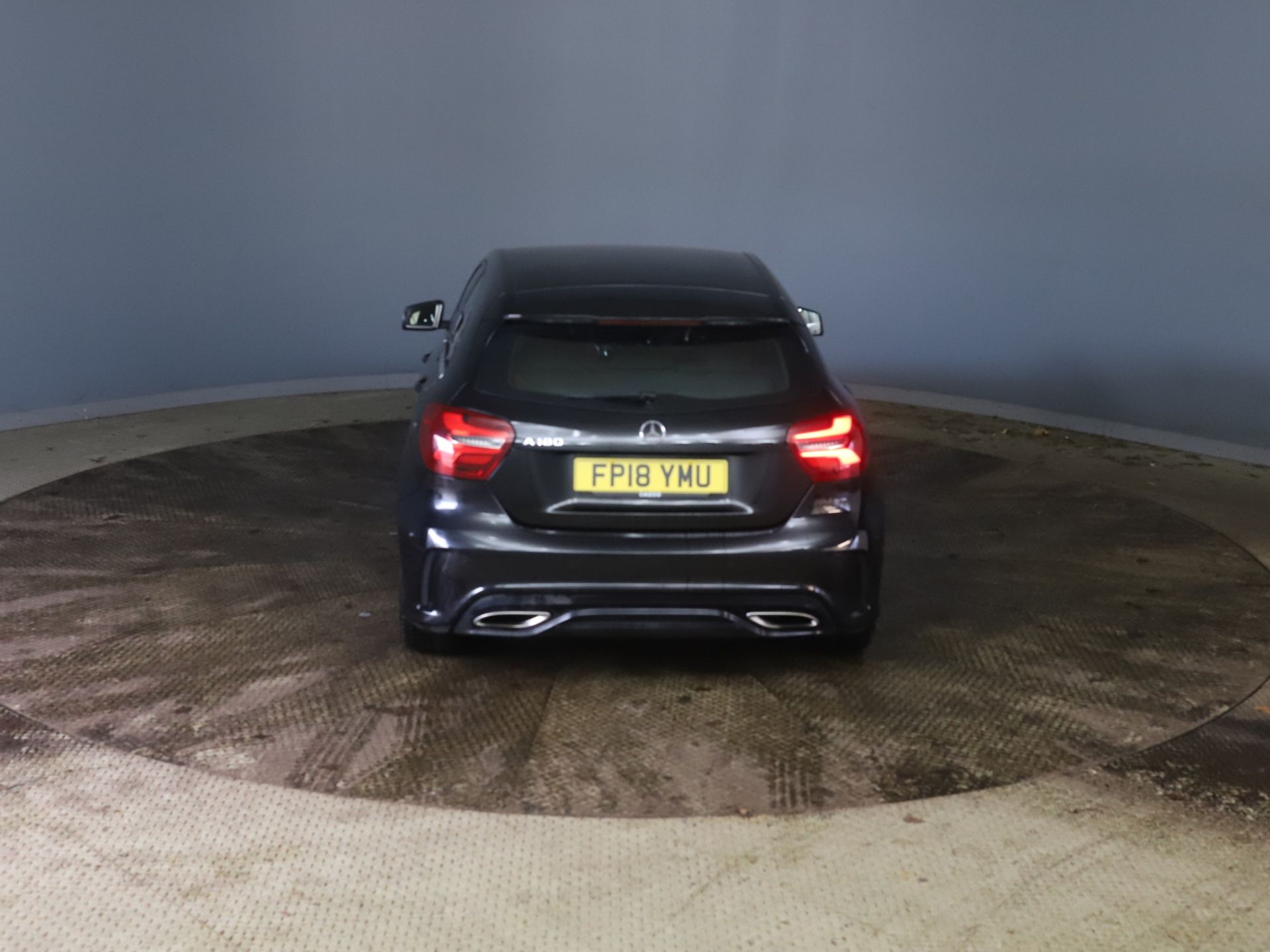 Mercedes Benz A180d AMG Line Premium - AUTO SS - 2018 18 Reg - Sat Nav - Reversing Camera - Air Con - Image 5 of 10