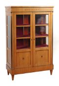 Büchervitrine im Biedermeierstil um