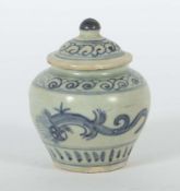 Kleine Deckelvase China,