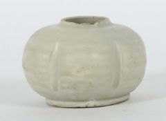 Kleines Vasengefäß China, späte