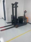 Ekko Flectic Forklift