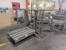 Pearson Packaging System CE15 Automatic Tape Case Erector