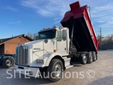 2010 Kenworth T800 Tri/A Dump Truck