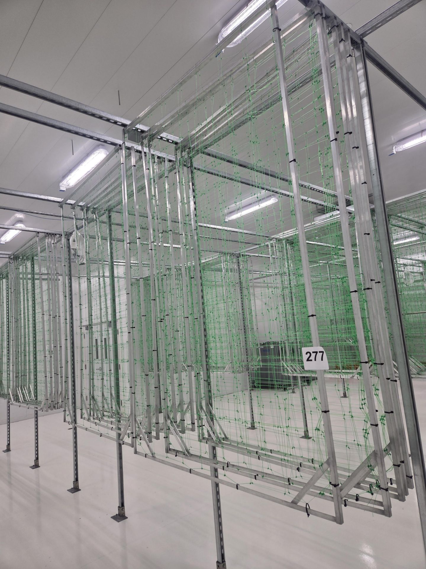 54X82 ALUMINUM DRYING FRAME WITH MESH