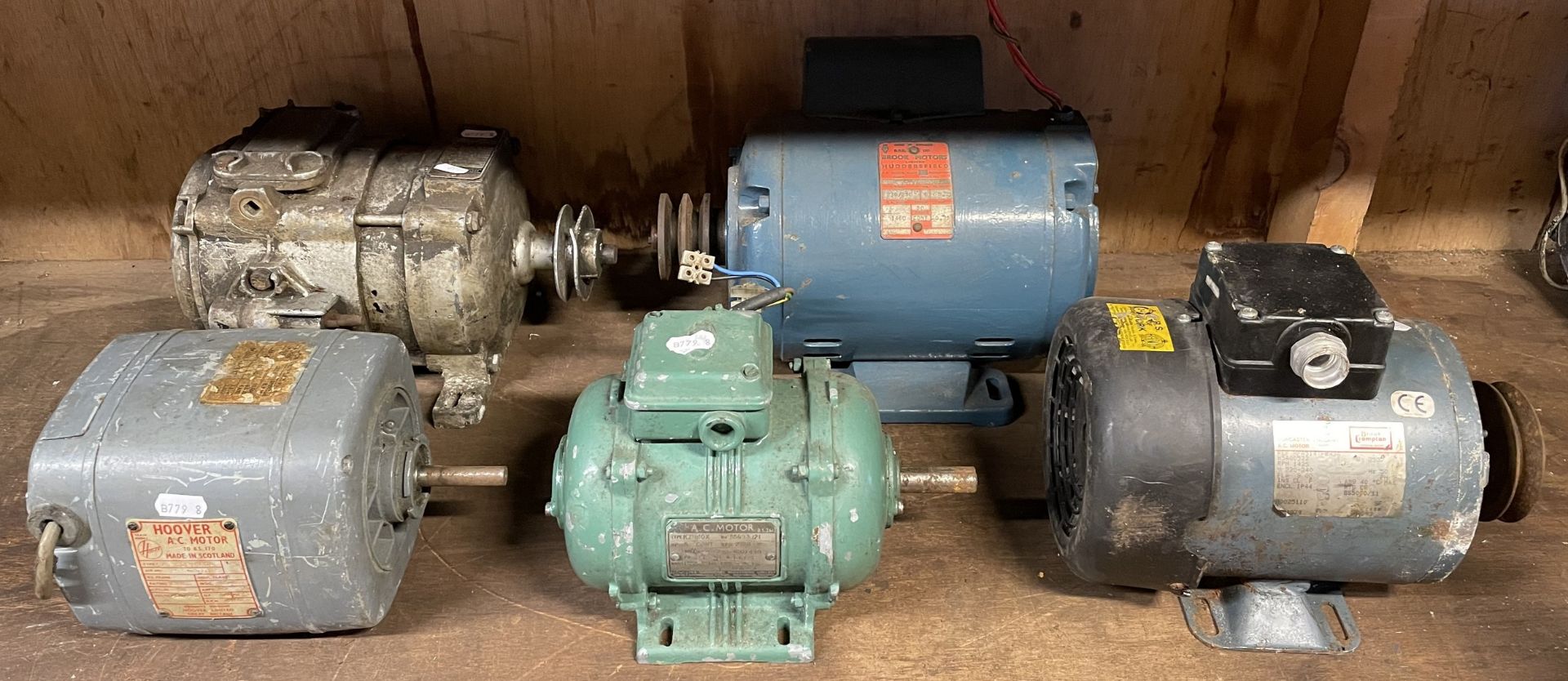 Five electric motors by manufacturers AC Motor, Brook Motors, Hoover, AEI and Brook Crompton. (5).