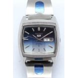 Seiko 5, a stainless steel automatic day date gentleman's wristwatch, ref. 6119-5520, blue