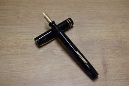 A Sheaffer 5-30 lever fill fountain pen in Black with two band cap having Sheaffer 5-30 made in