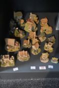 A selection of twenty Lilliput Lane models to include 'The Briary', 'North Lodges of Gatehouse', '