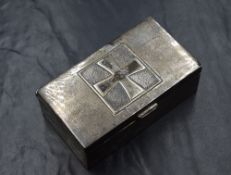 An early George VI Keswick School of Industrial Arts silver cigarette box, of hinged rectangular