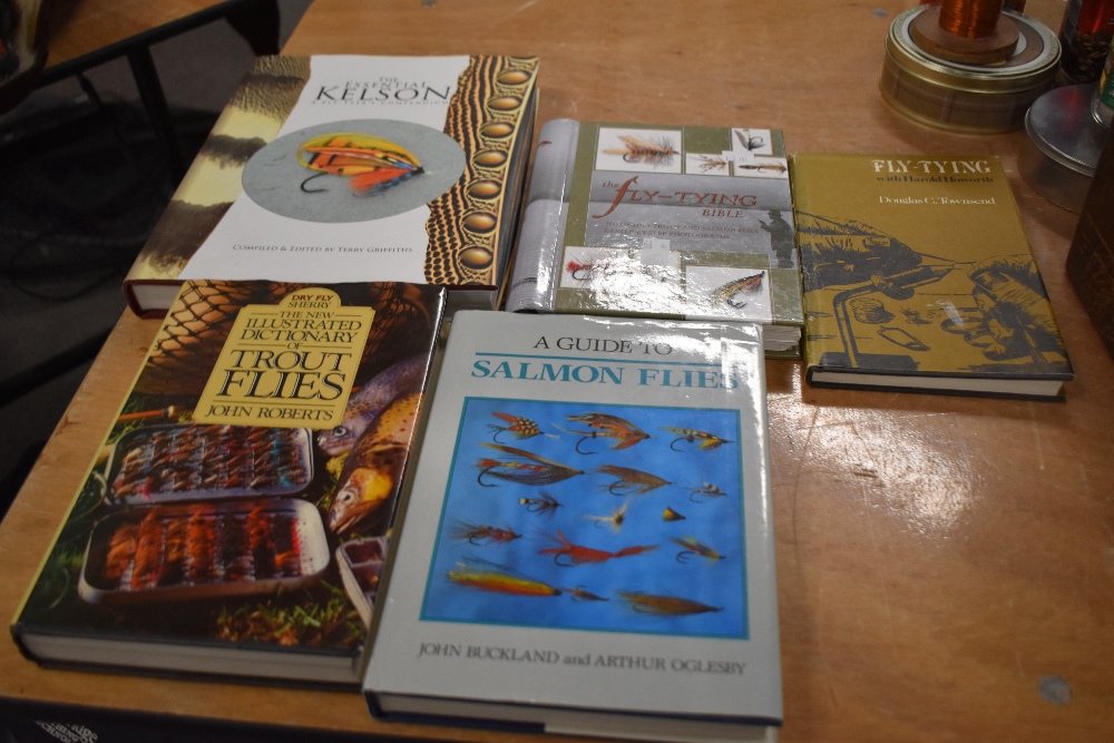 A selection of 5 fly tying books including dictionaries on dry fly's and salmon flies - Image 2 of 2