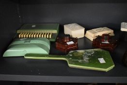 A quantity of 20th-century bakelite ware, to include an Art Deco Elo Ware box featuring a detailed