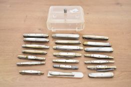 A large collection of various 19th/20th century mother of pearl bodied pen knives, the majority by